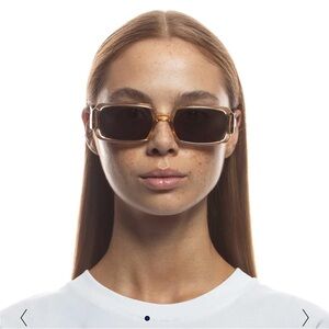 Le Specs l trash talk l oval sunglasses